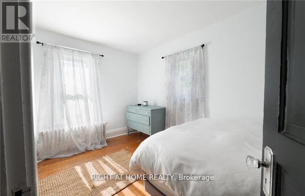 129 FOREST AVENUE
