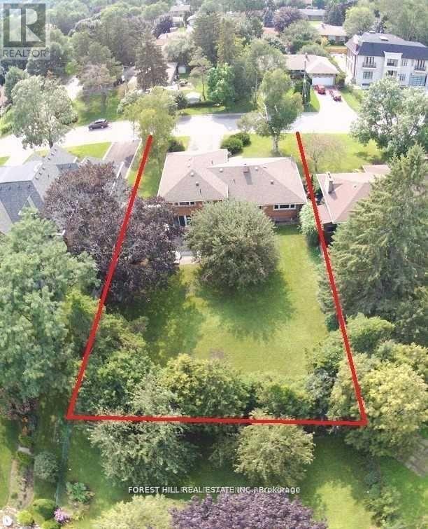 9 VISTAVIEW BOULEVARD