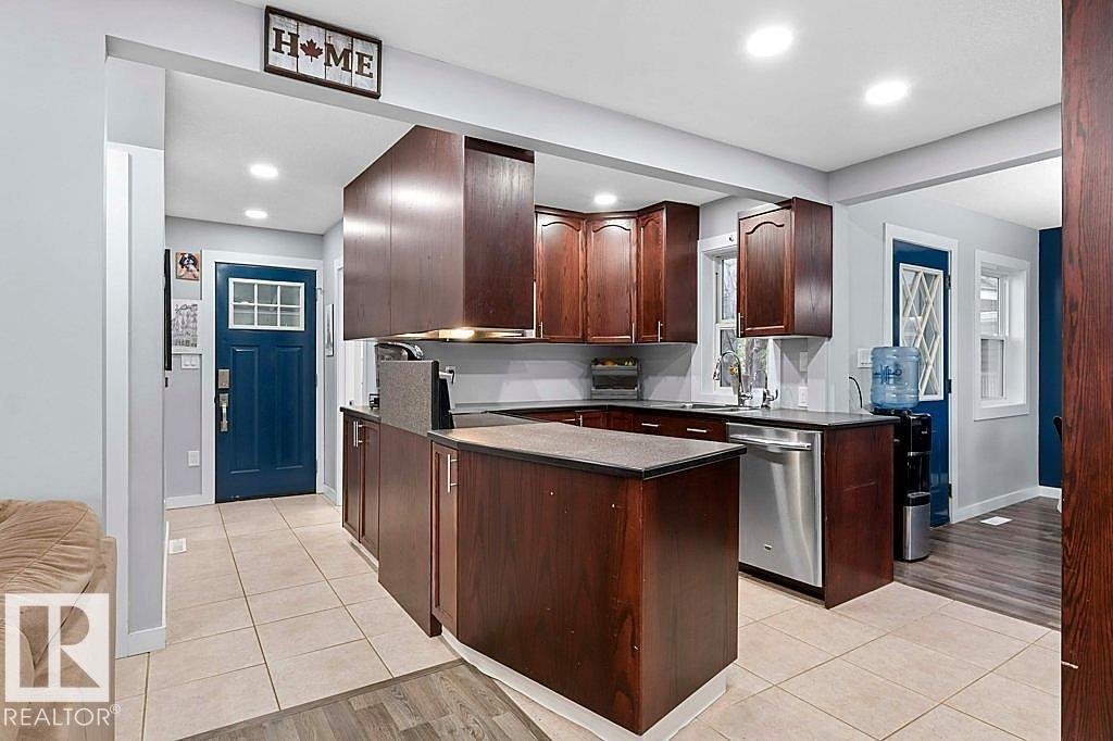 10344 162 ST NW