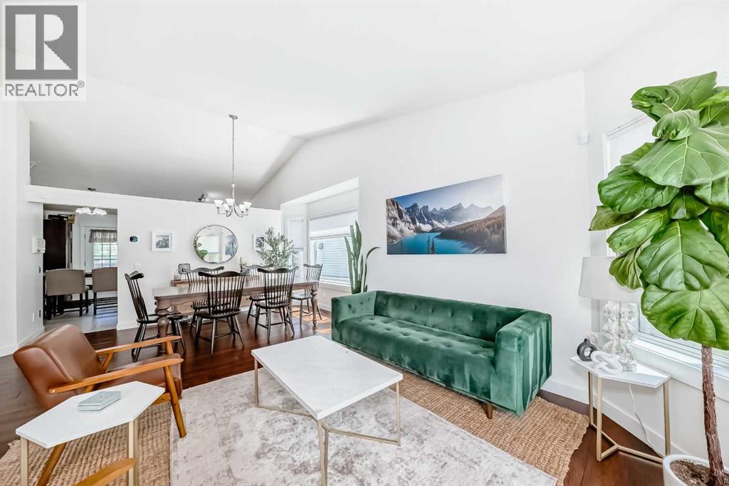 60 Sunlake Road SE