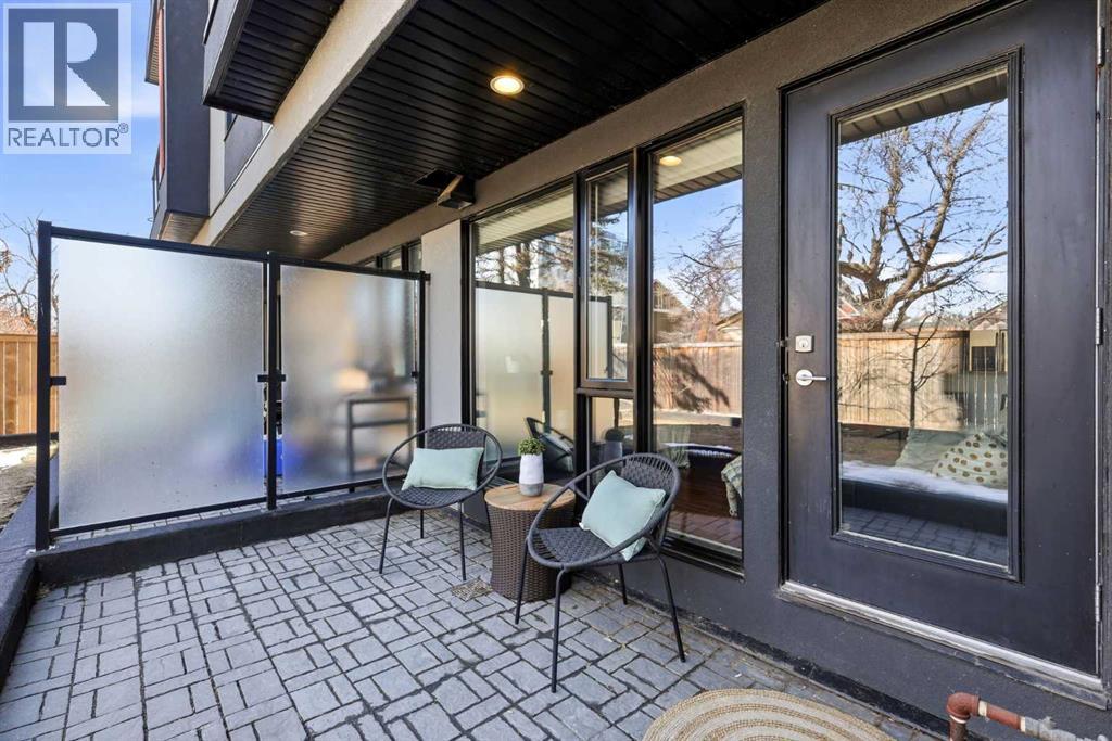 105, 414 Meredith Road NE