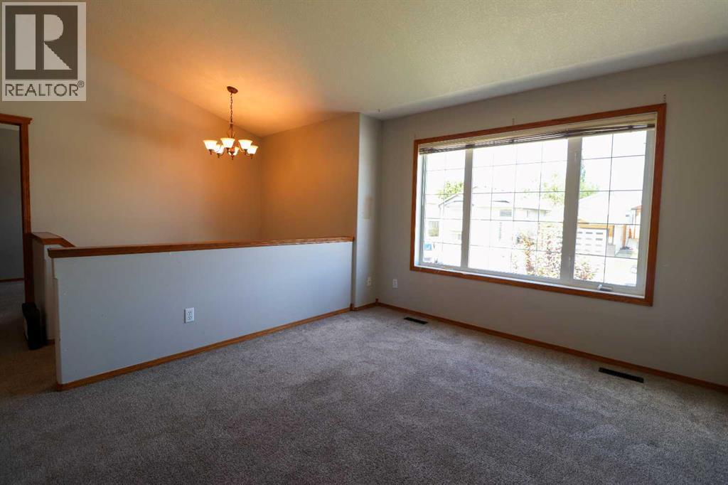 210 Chilcotin Road W
