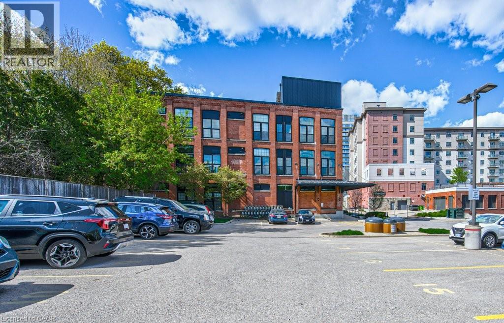 24 CEDAR Street Unit# 101