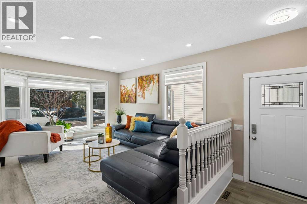 220 Macewan Glen Place NW