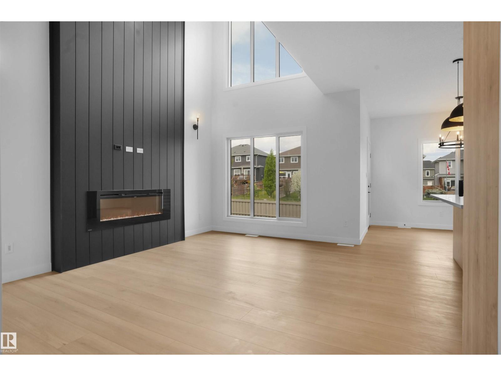 806 ELDERBERRY CT NW