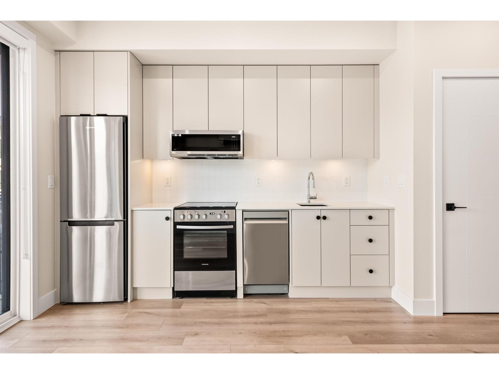 604 45497 CAMPUS DRIVE|Garrison Crossing