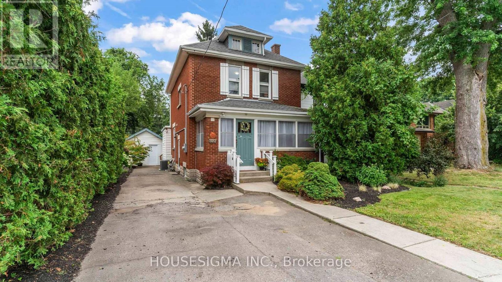 322 RIDOUT STREET S