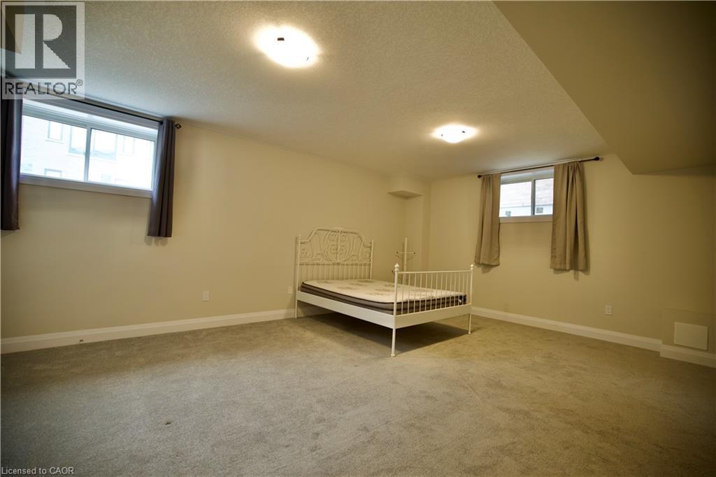 559 BALSAM POPLAR Street