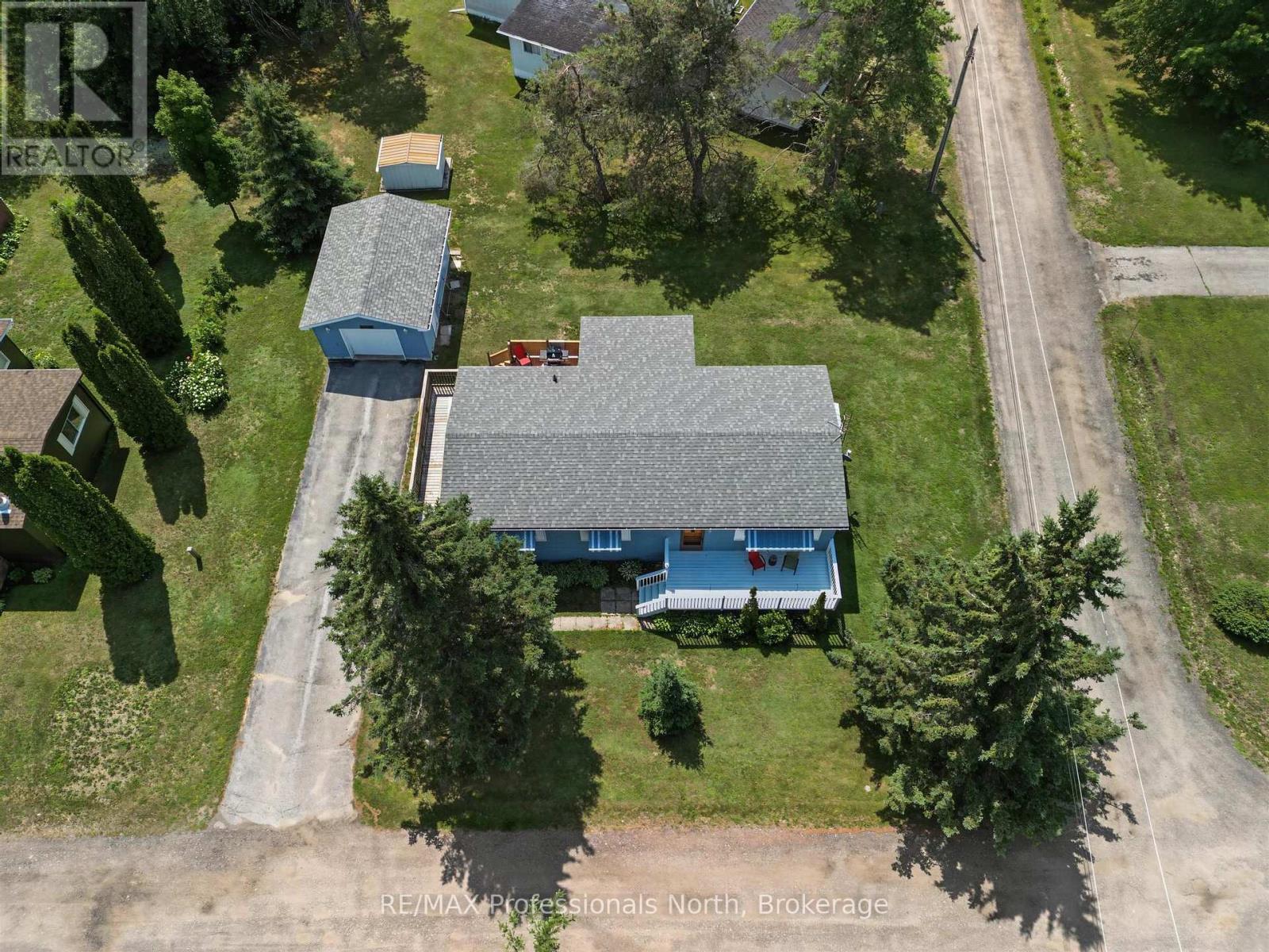 1084 SEVENTH LANE