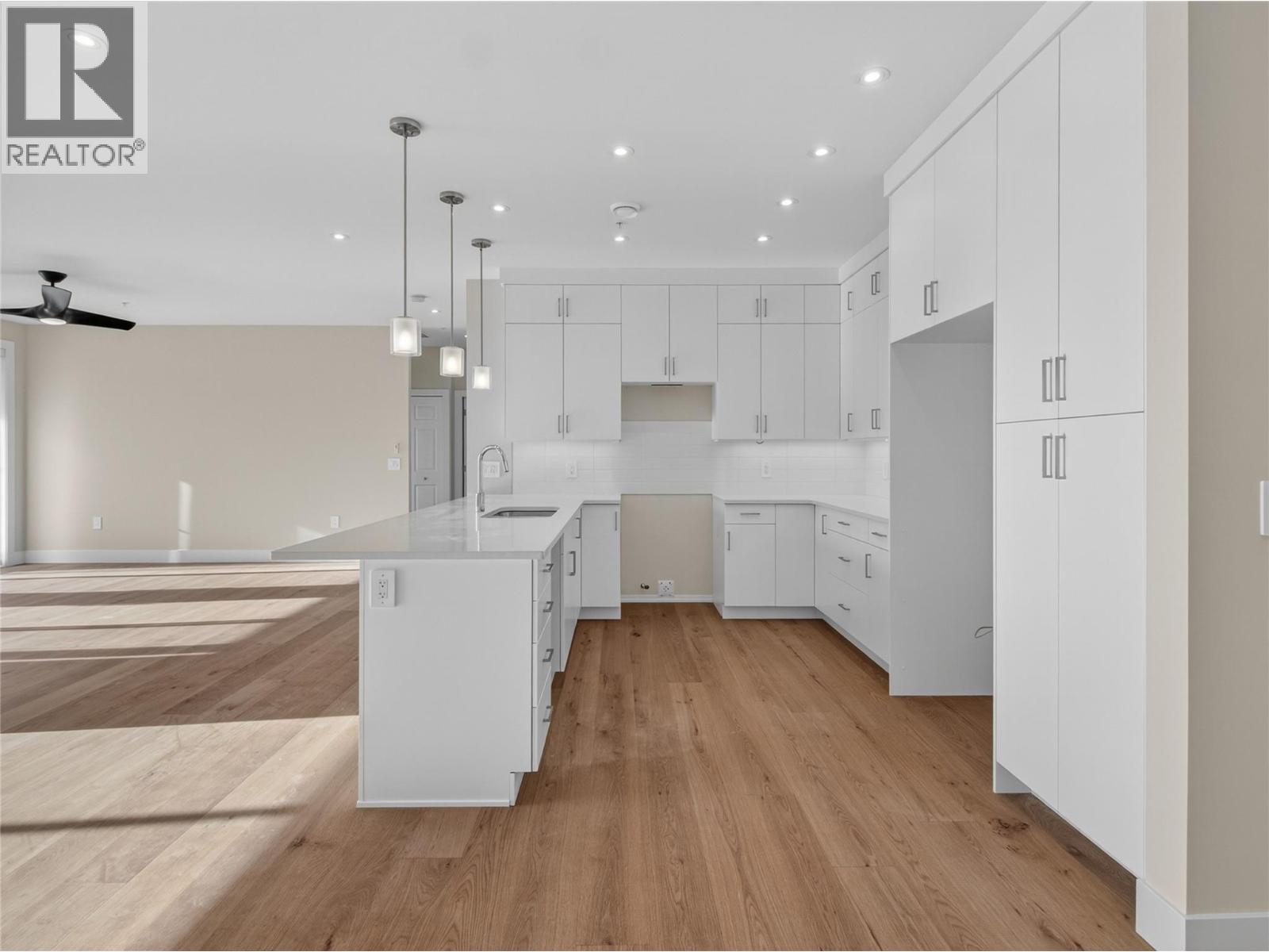 3362 SKAHA LAKE Road Unit# 1303