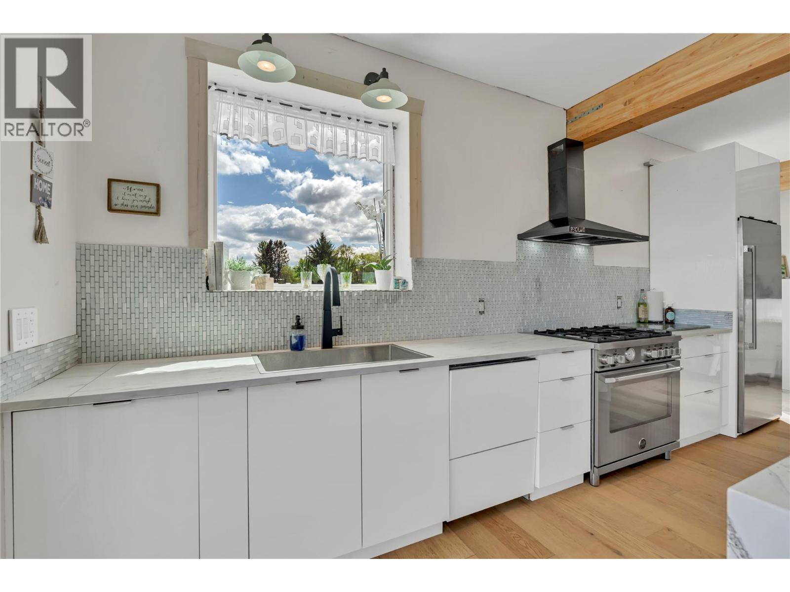 6074 Jackson Crescent Lot# 4