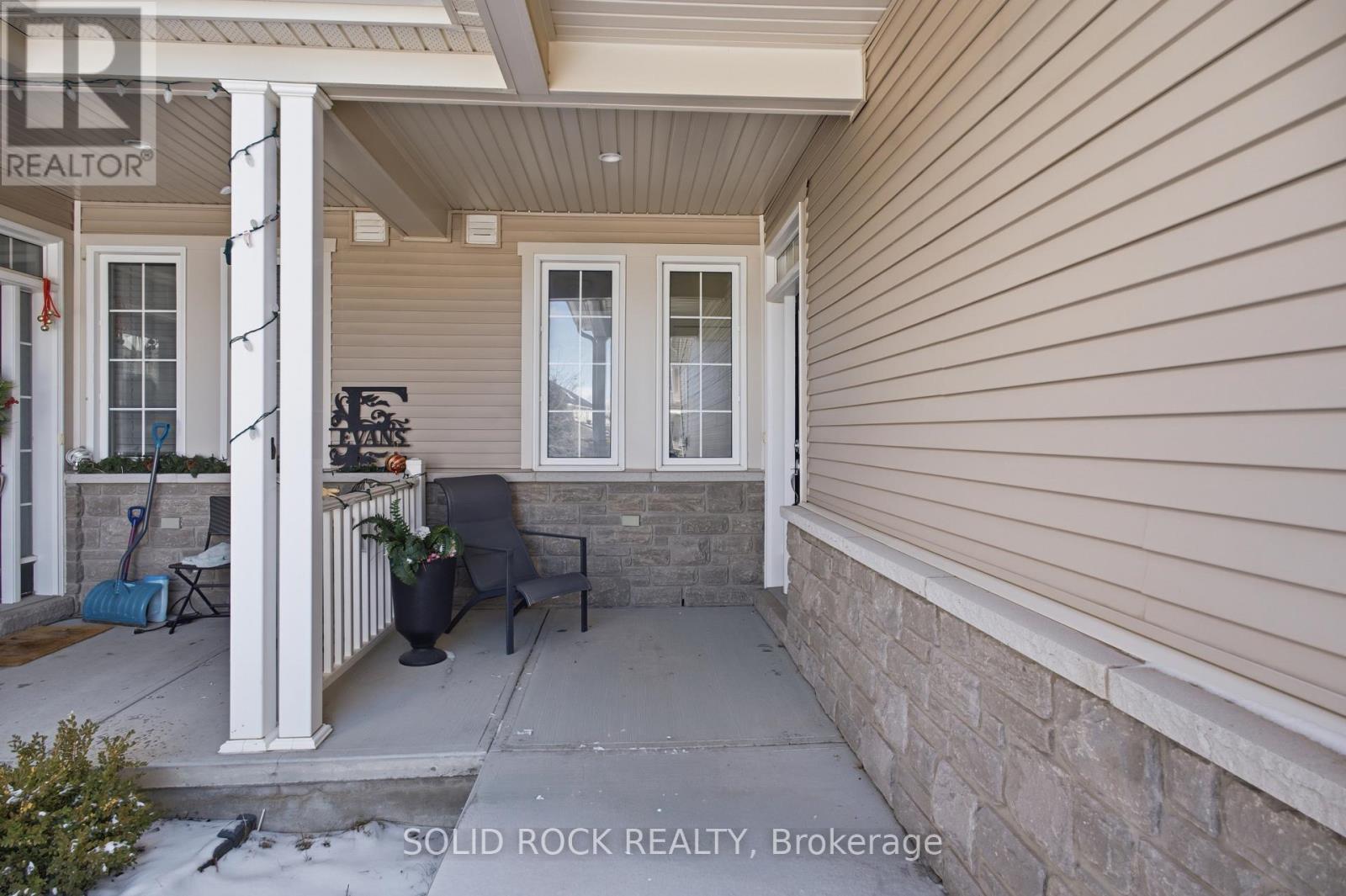 104 LARAMIE CRESCENT