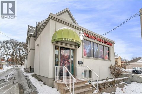 612 KING Street E Kitchener ON N2G2M1