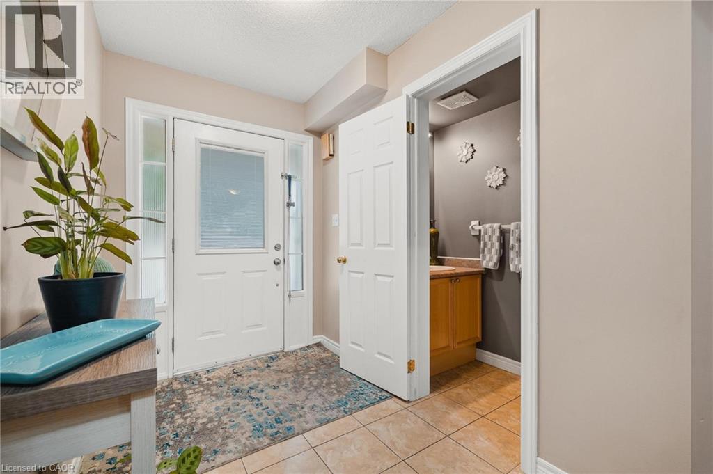 250 AINSLIE Street S Unit# 72