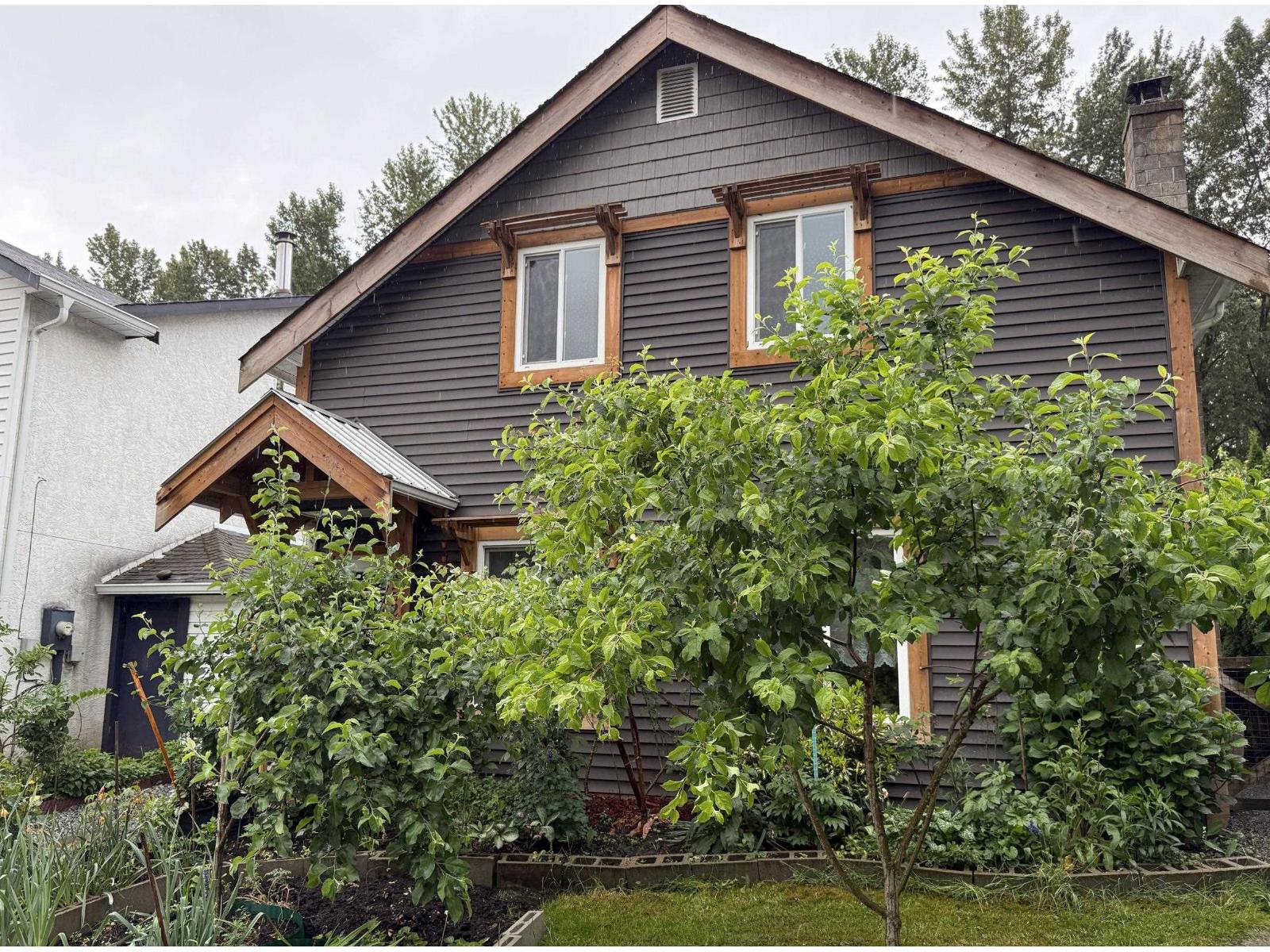 45276 CREEKSIDE DRIVE|West Chilliwack