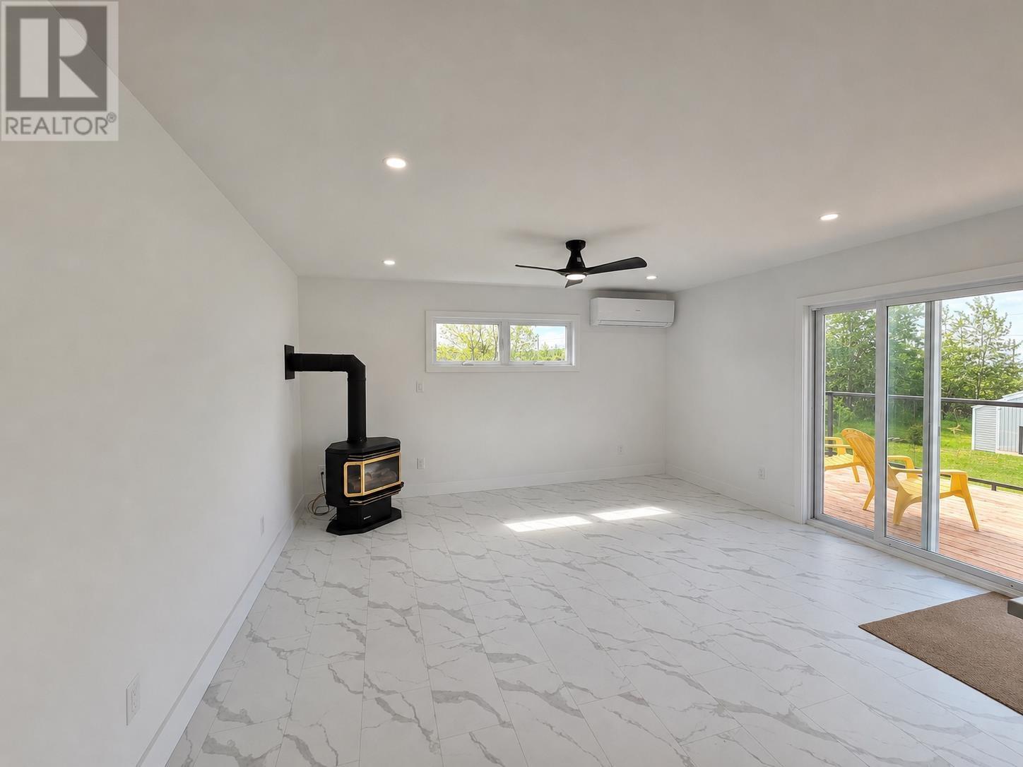 10 Sutherland Avenue