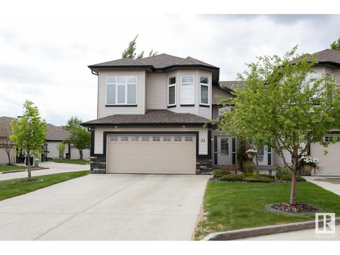 #21 12610 15 AV SW Edmonton AB T6W1X1