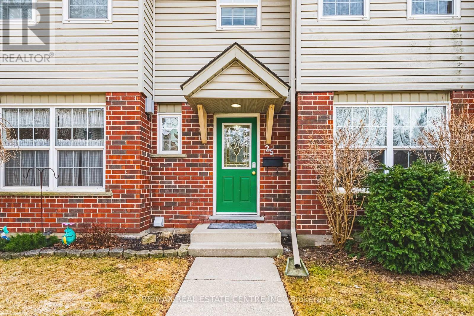 25 - 26 POPLAR DRIVE