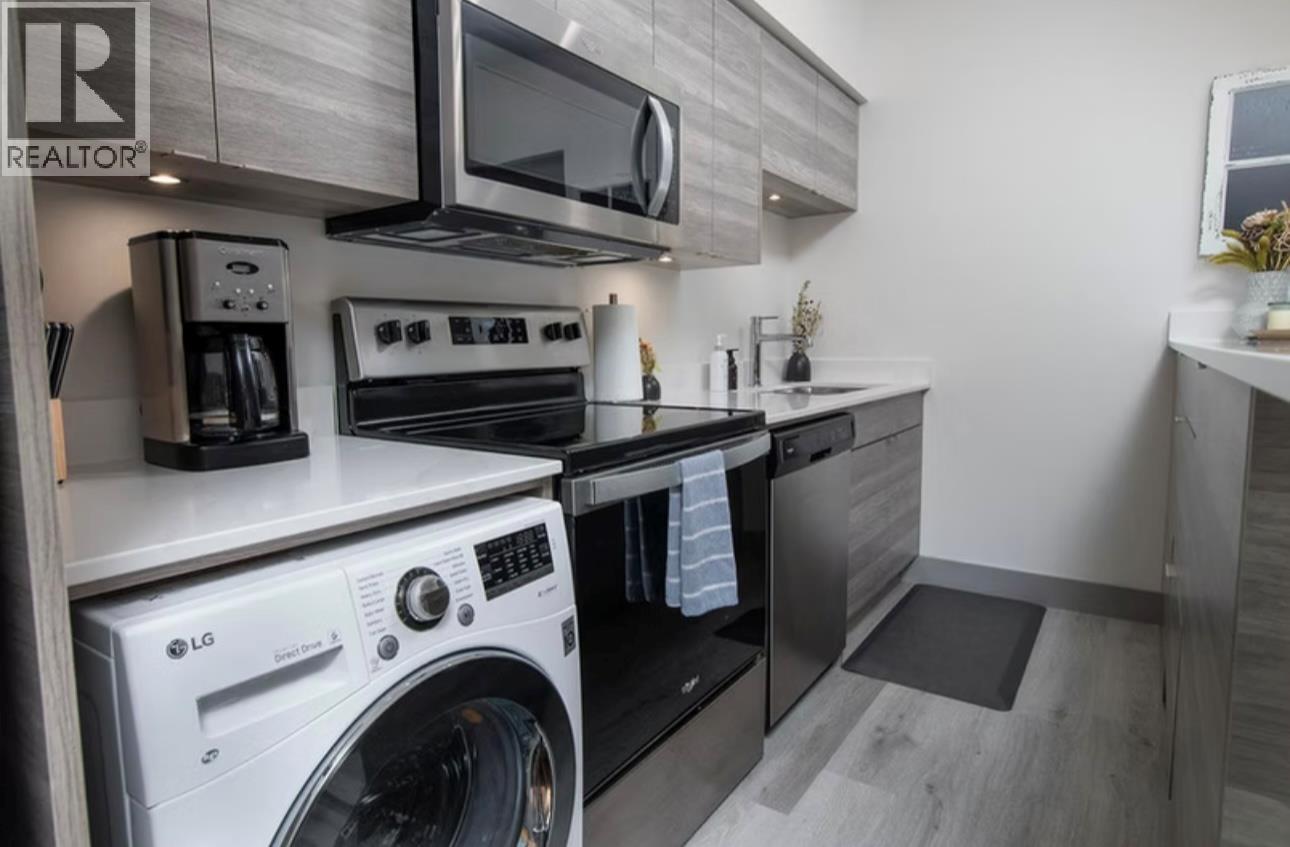 2555 Lakeshore Road Unit# 310