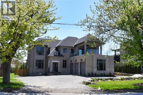 68 MOUNTAIN BROW Boulevard Hamilton ON L8T1A4