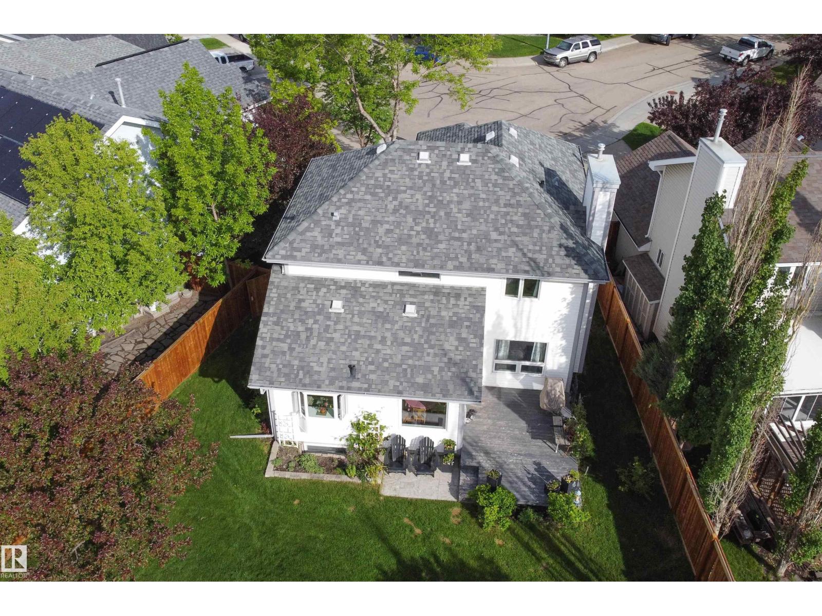 139 LILAC LN