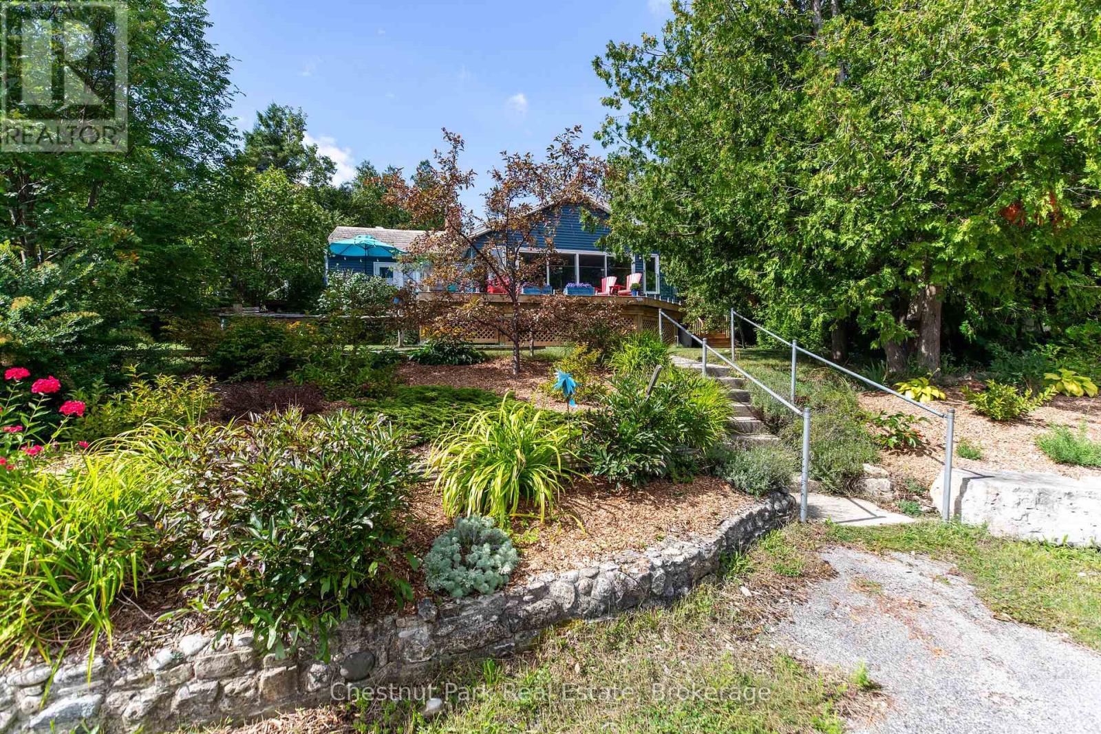 129 & 130 ISTHMUS BAY ROAD