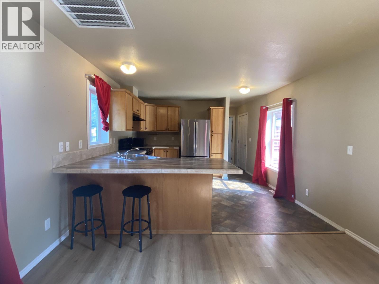 71 3889 MULLER AVENUE