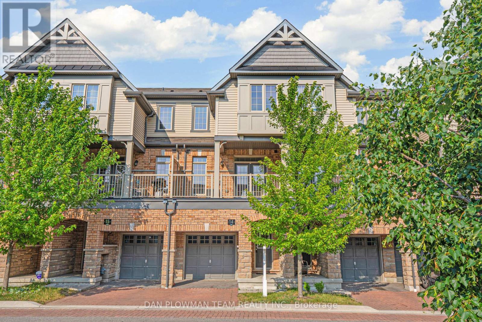 14 - 285 FINCH AVENUE
