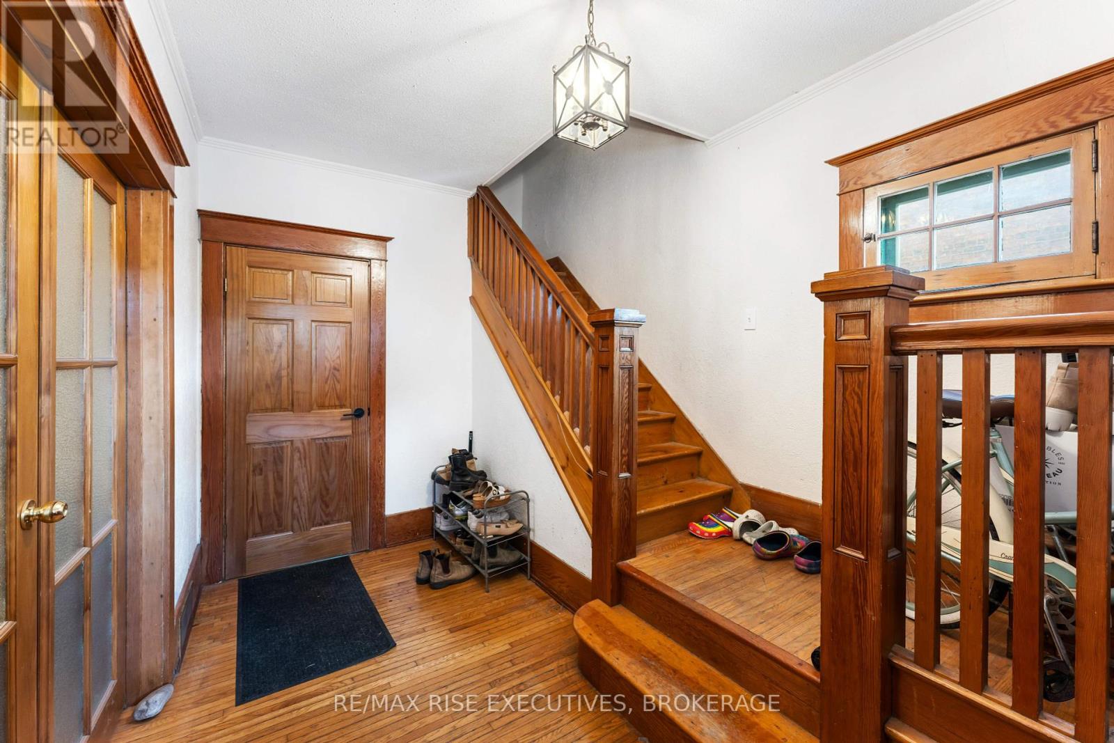 539 ALBERT STREET
