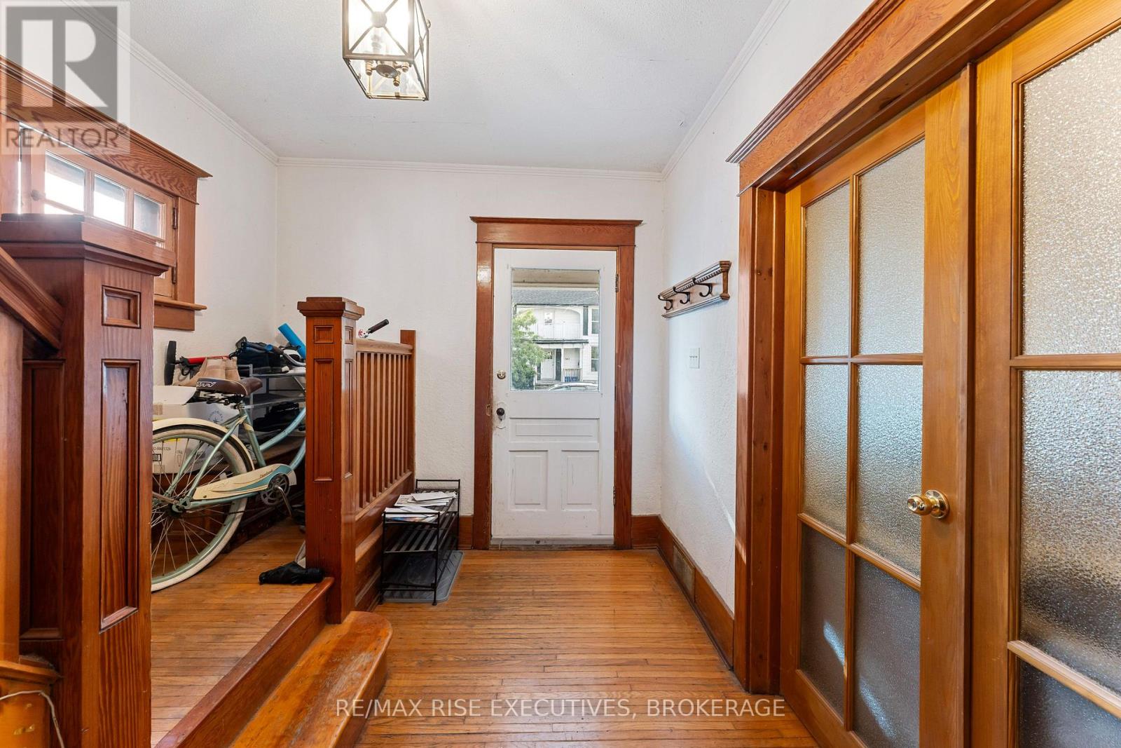 539 ALBERT STREET