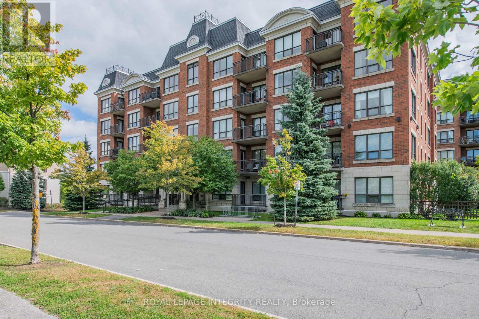 324 - 905 BEAUPARC PRIVATE