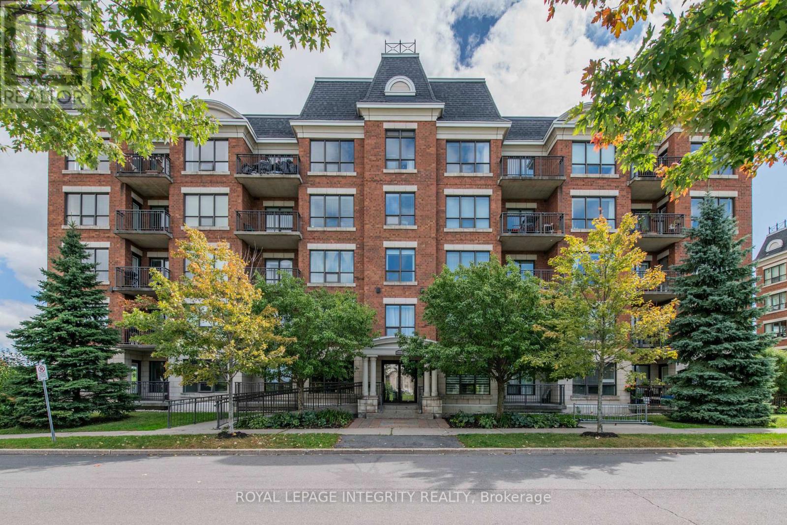 324 - 905 BEAUPARC PRIVATE