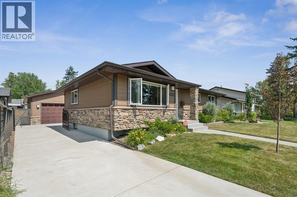 7611 Fleetwood Drive SE