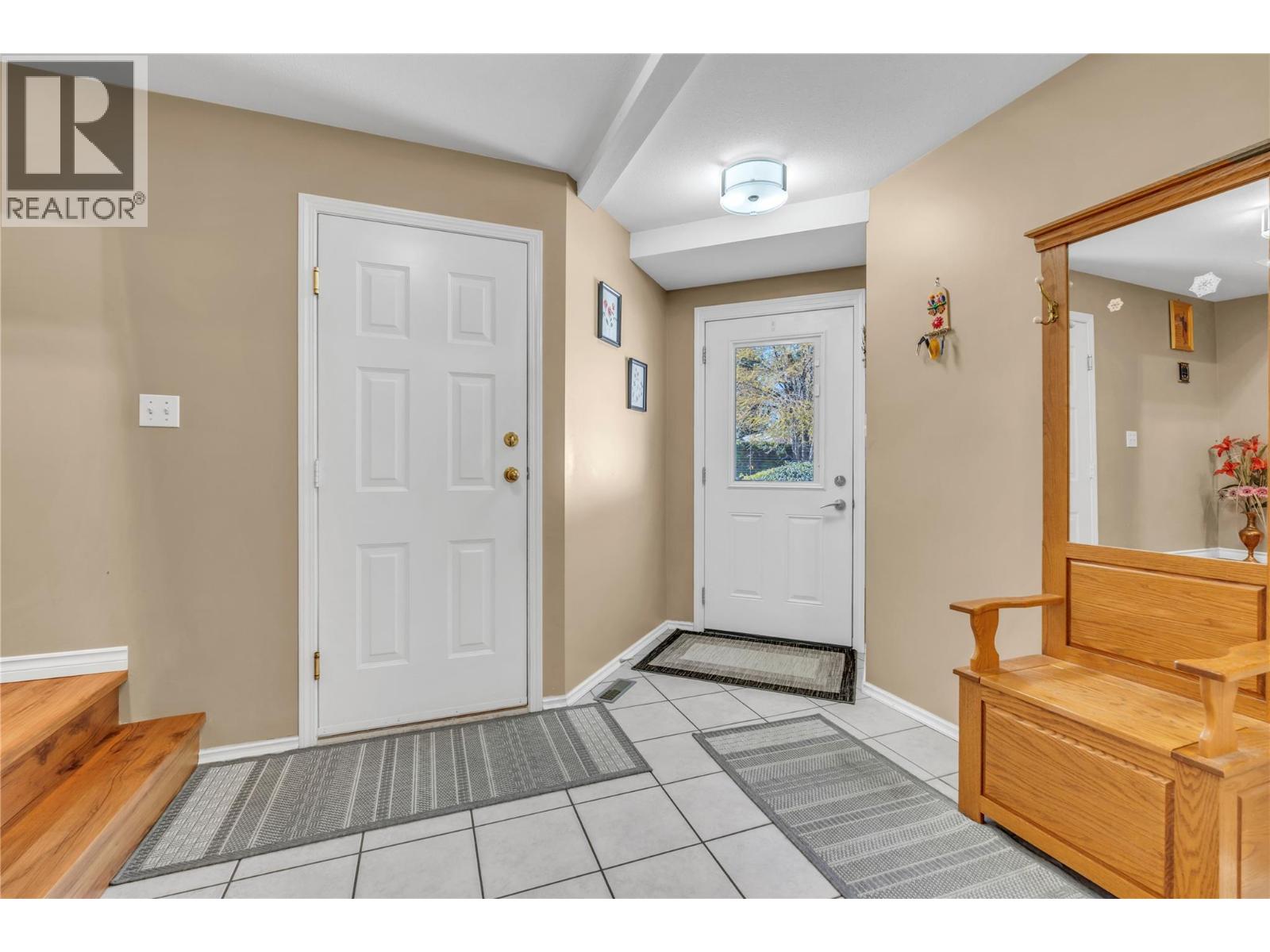 955 ROBINSON Avenue Unit# 102