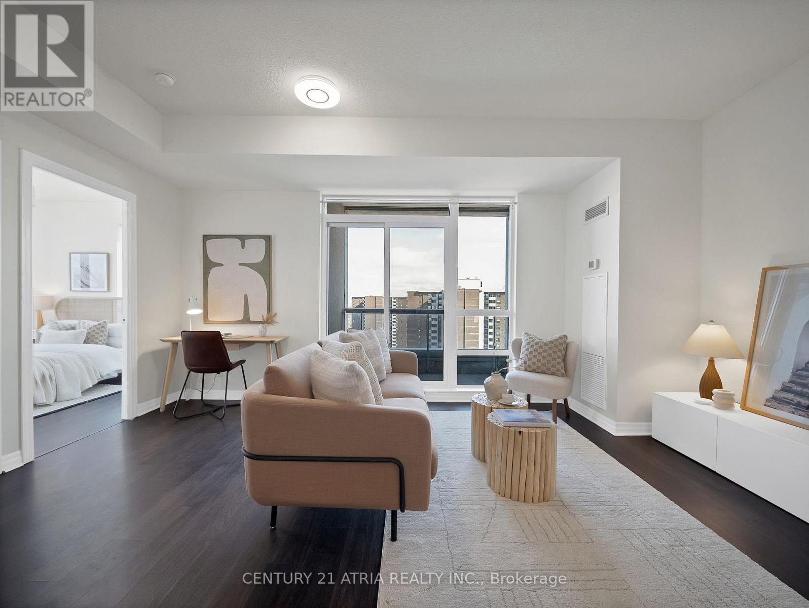 1801 - 30 HERONS HILL WAY