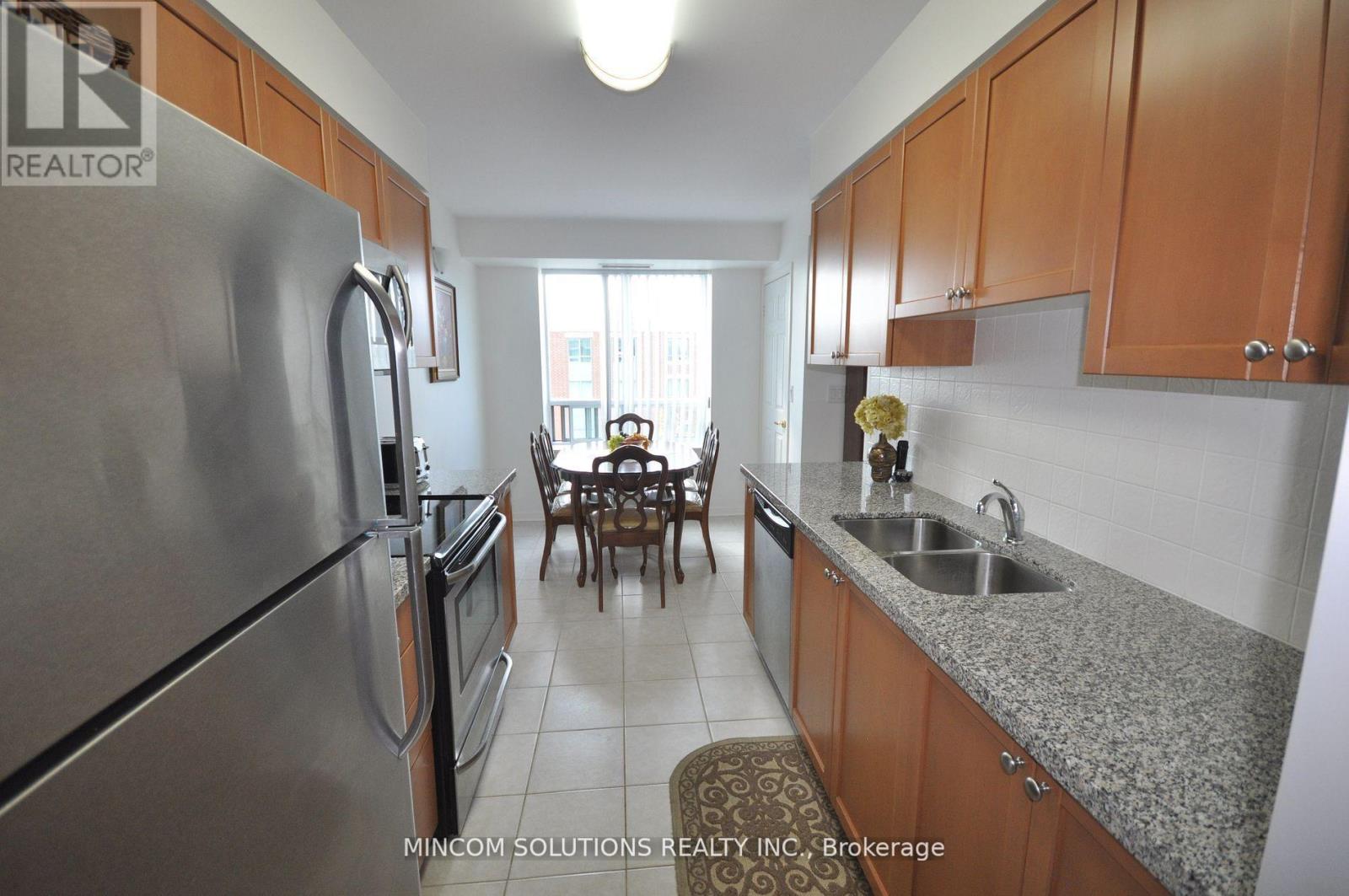314 - 65 VIA ROSEDALE WAY N