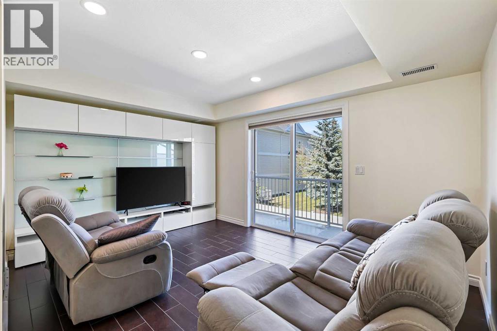 12 Chaparral Ridge Park SE