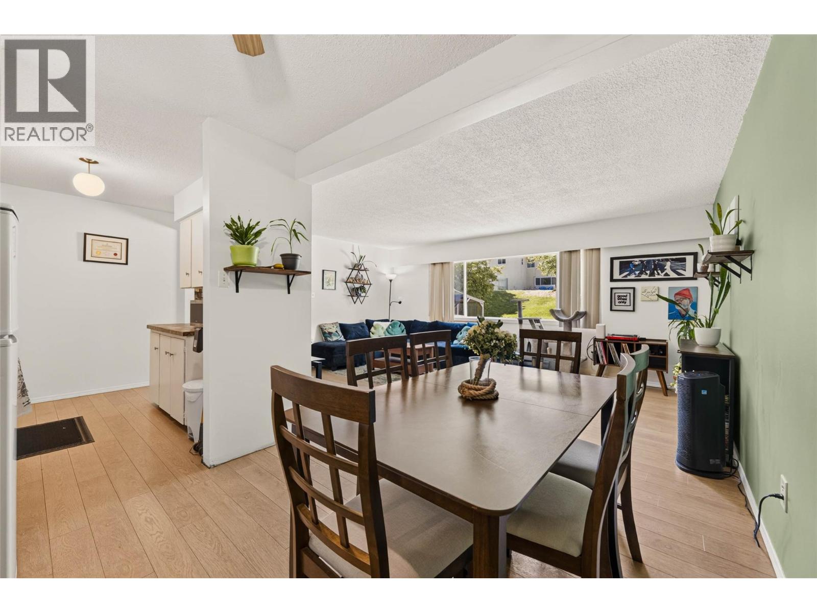429 RICHARDS    W Street