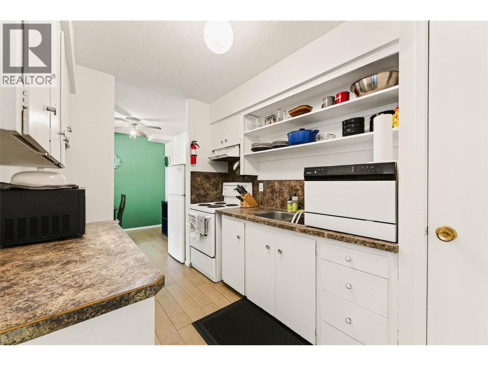 429 RICHARDS    W Street