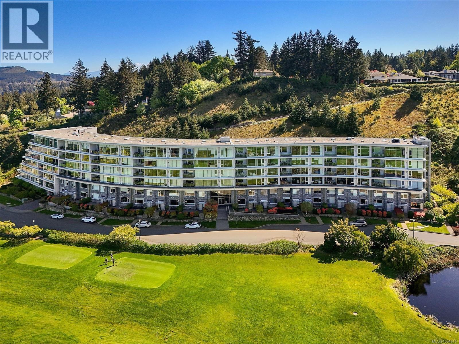 607 5332 Sayward Hill Cres