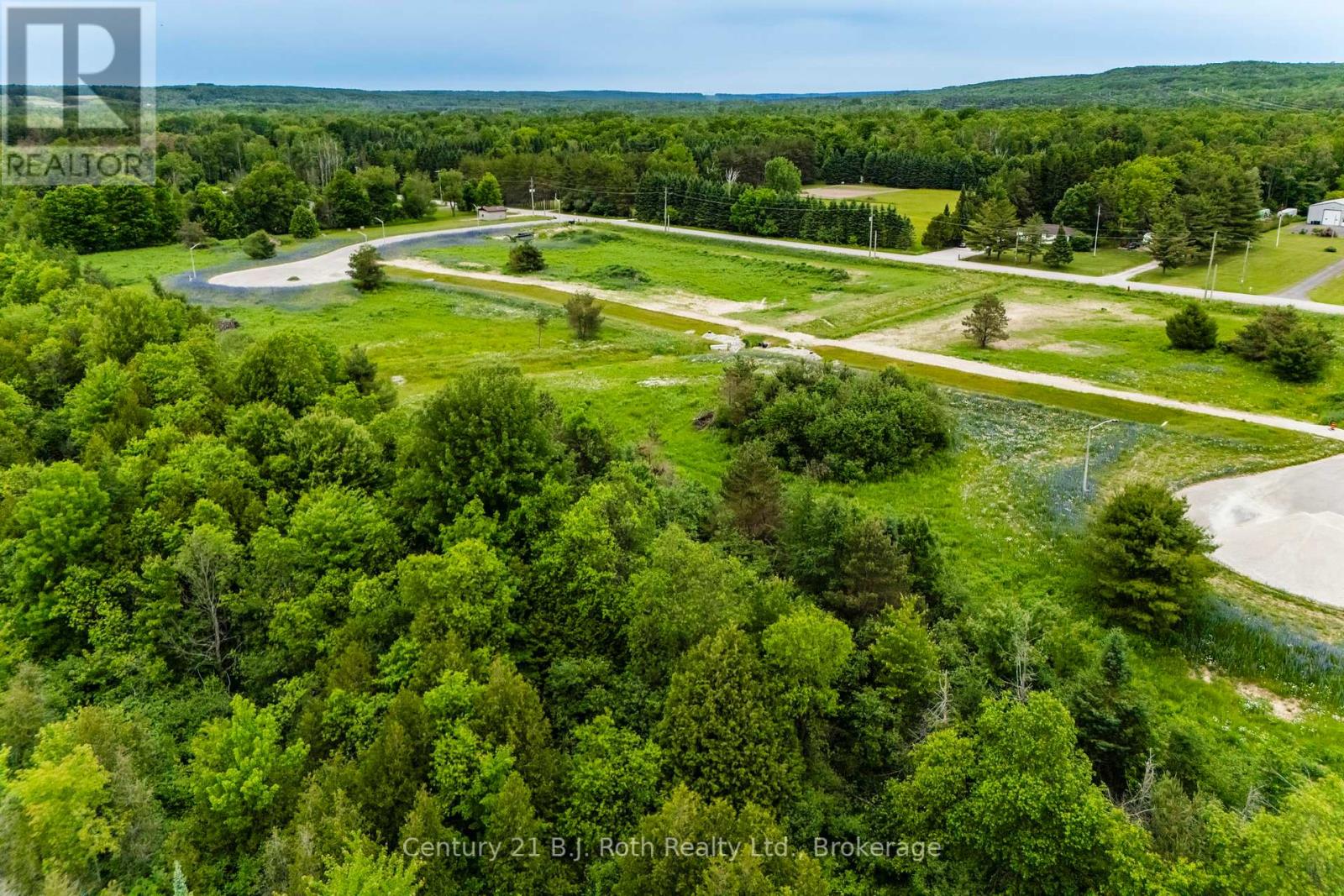 4 RUMBLE COURT
