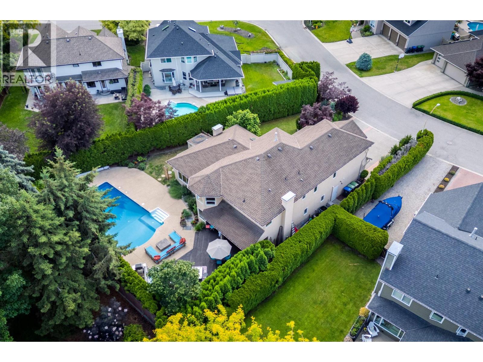 492 Carona Crescent