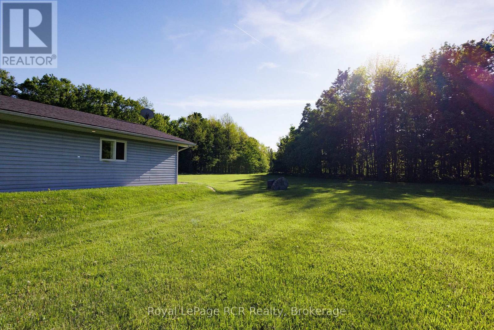 310420 KEMBLE ROCK ROAD
