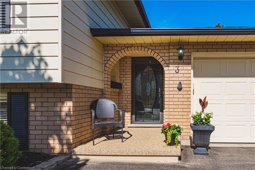3 CORAL Court