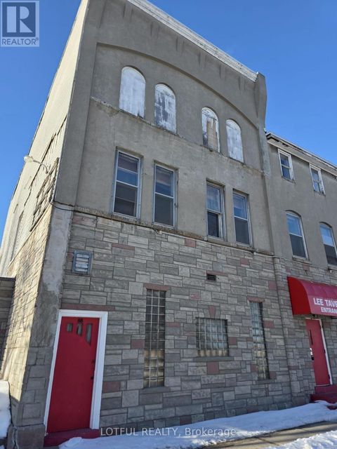 2 - 72 DANIEL STREET Smiths Falls ON K7A1J7