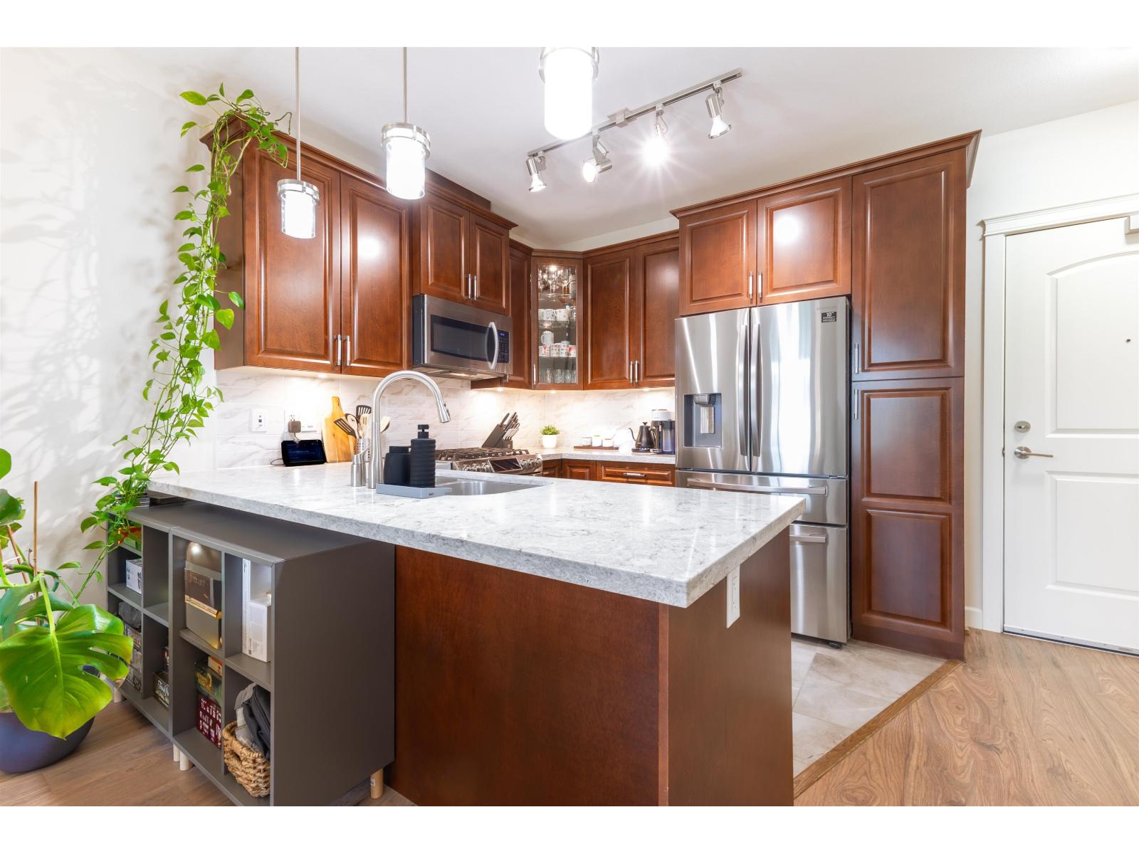 511 14588 MCDOUGALL DRIVE