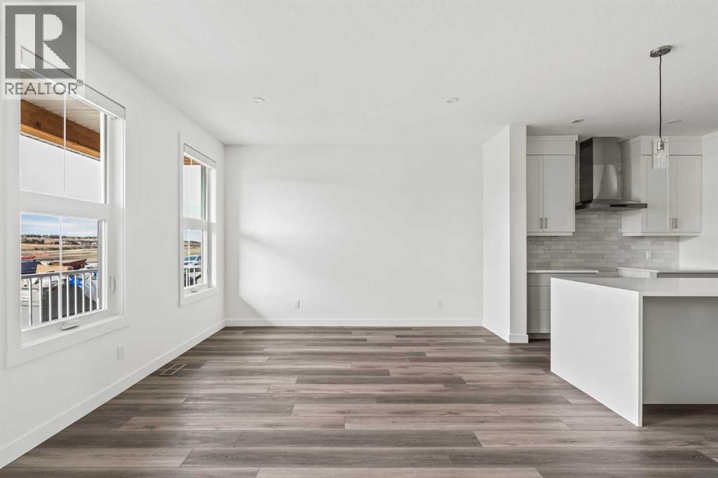 60 Rodelle Terrace NW