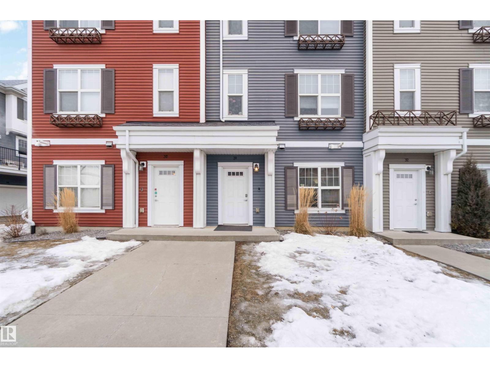 #31 2803 James Mowatt Trail SW