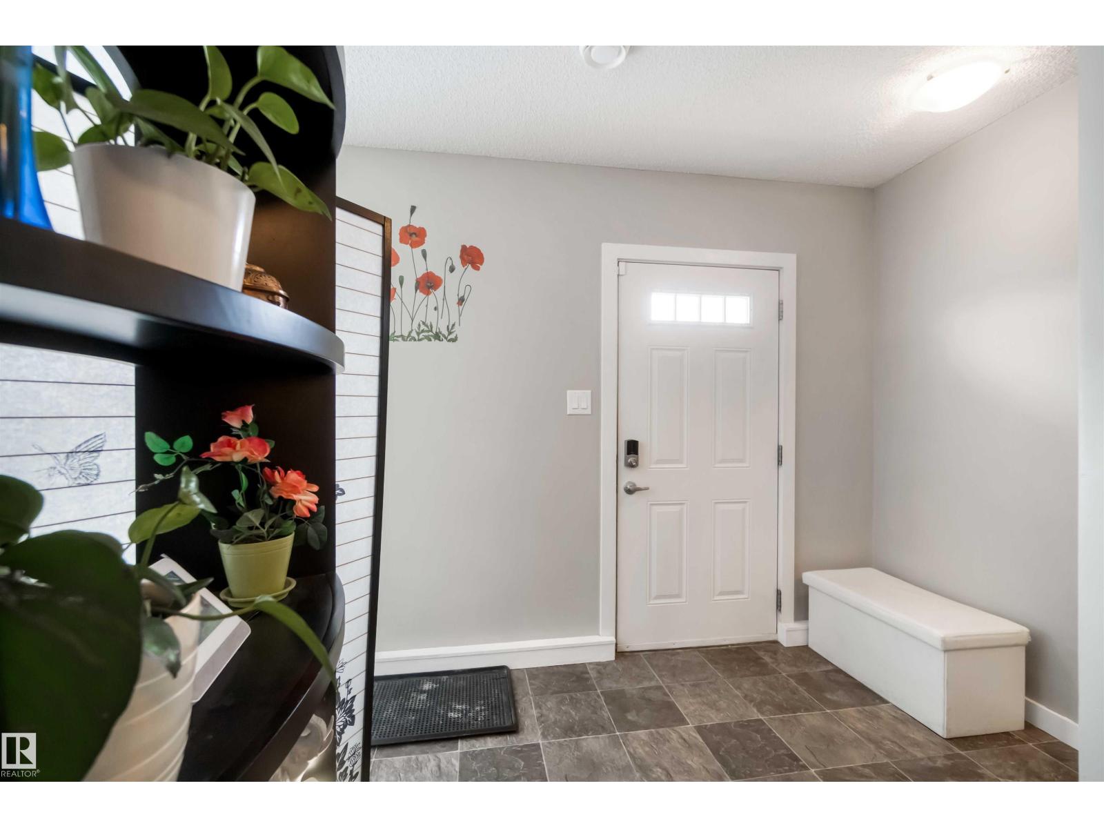 #31 2803 James Mowatt Trail SW