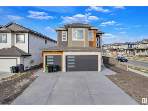 1403 25 ST NW Edmonton AB T6T2K7